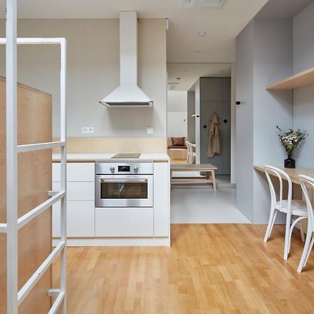Sunlit Studio Near Wenceslas Square By Prague Days Apartment Екстериор снимка