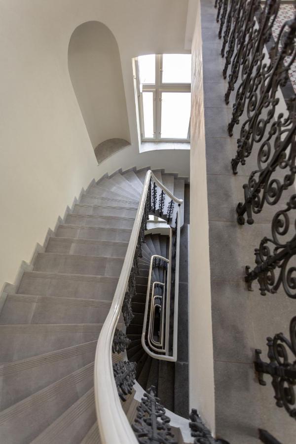 Sunlit Studio Near Wenceslas Square By Prague Days Apartment Екстериор снимка