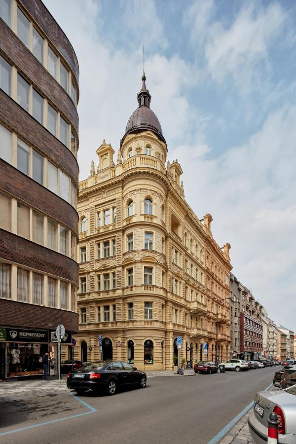 Sunlit Studio Near Wenceslas Square By Prague Days Apartment Екстериор снимка